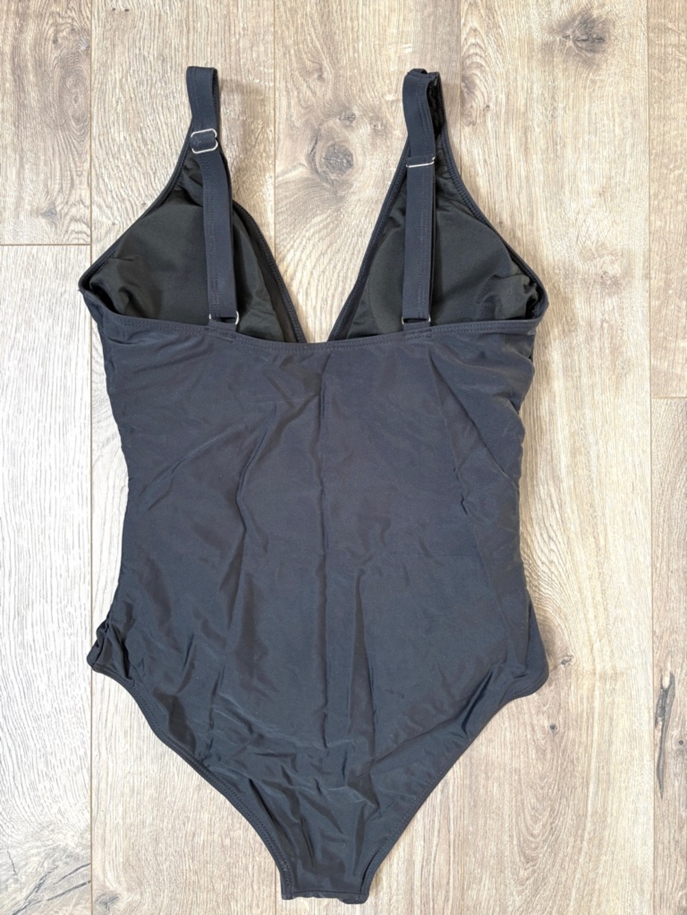 Classic Black One-Piece V Neck Swimwear with Mesh Inset L - Picture 8 of 10